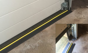 Deux images montrant comment installer un joint de seuil de porte de garage de 20 mm